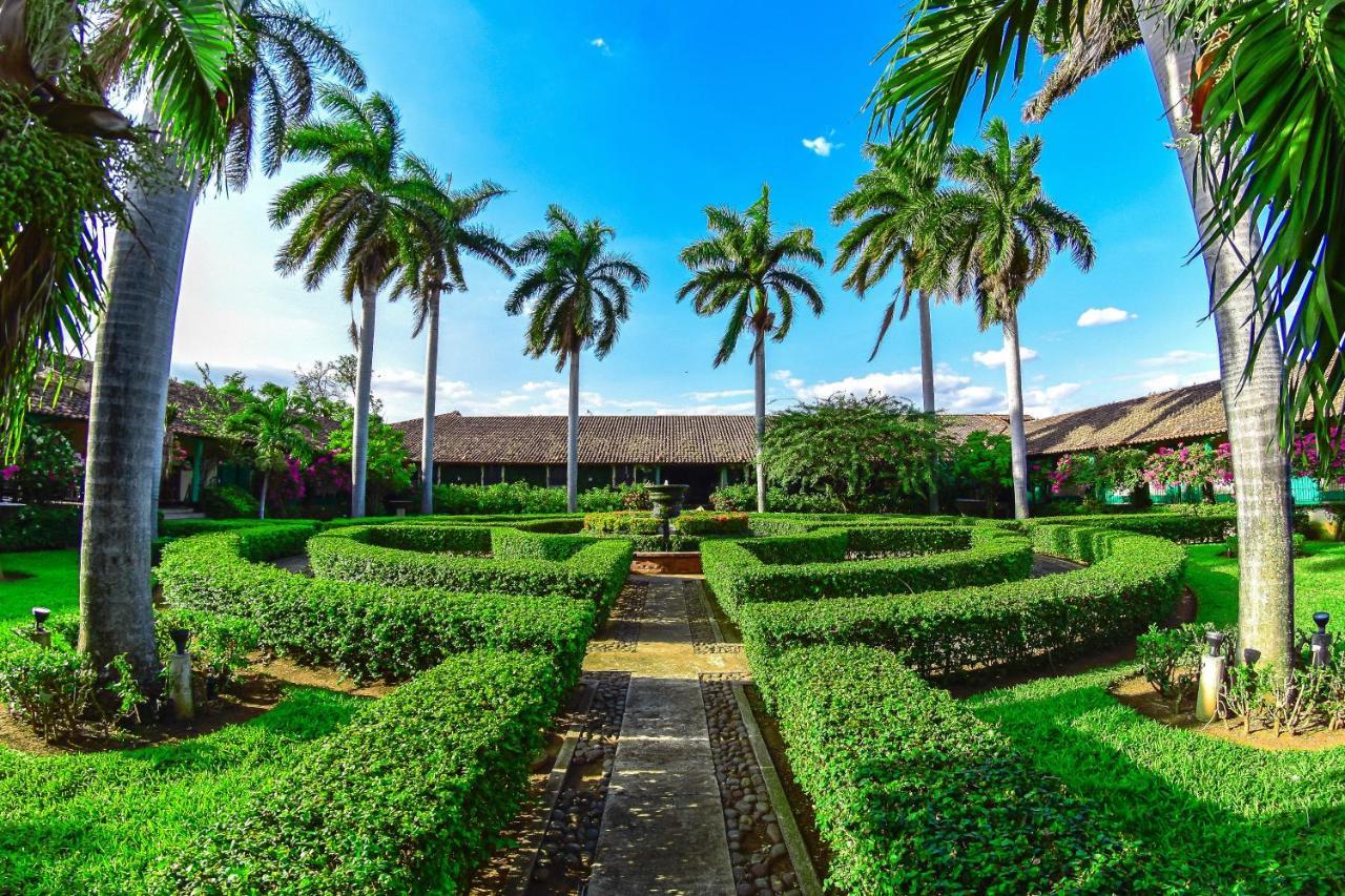 Hotel El Convento Leon Nicaragua Екстериор снимка
