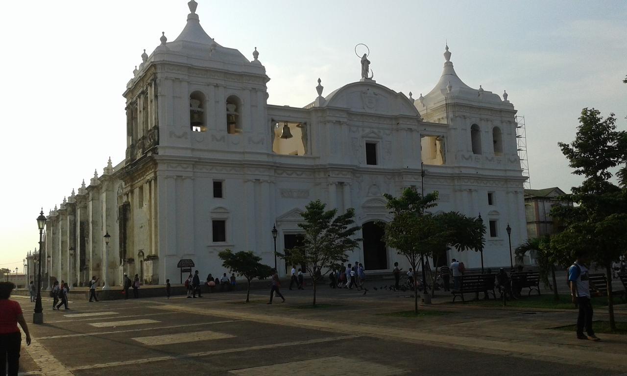 Hotel El Convento Leon Nicaragua Екстериор снимка