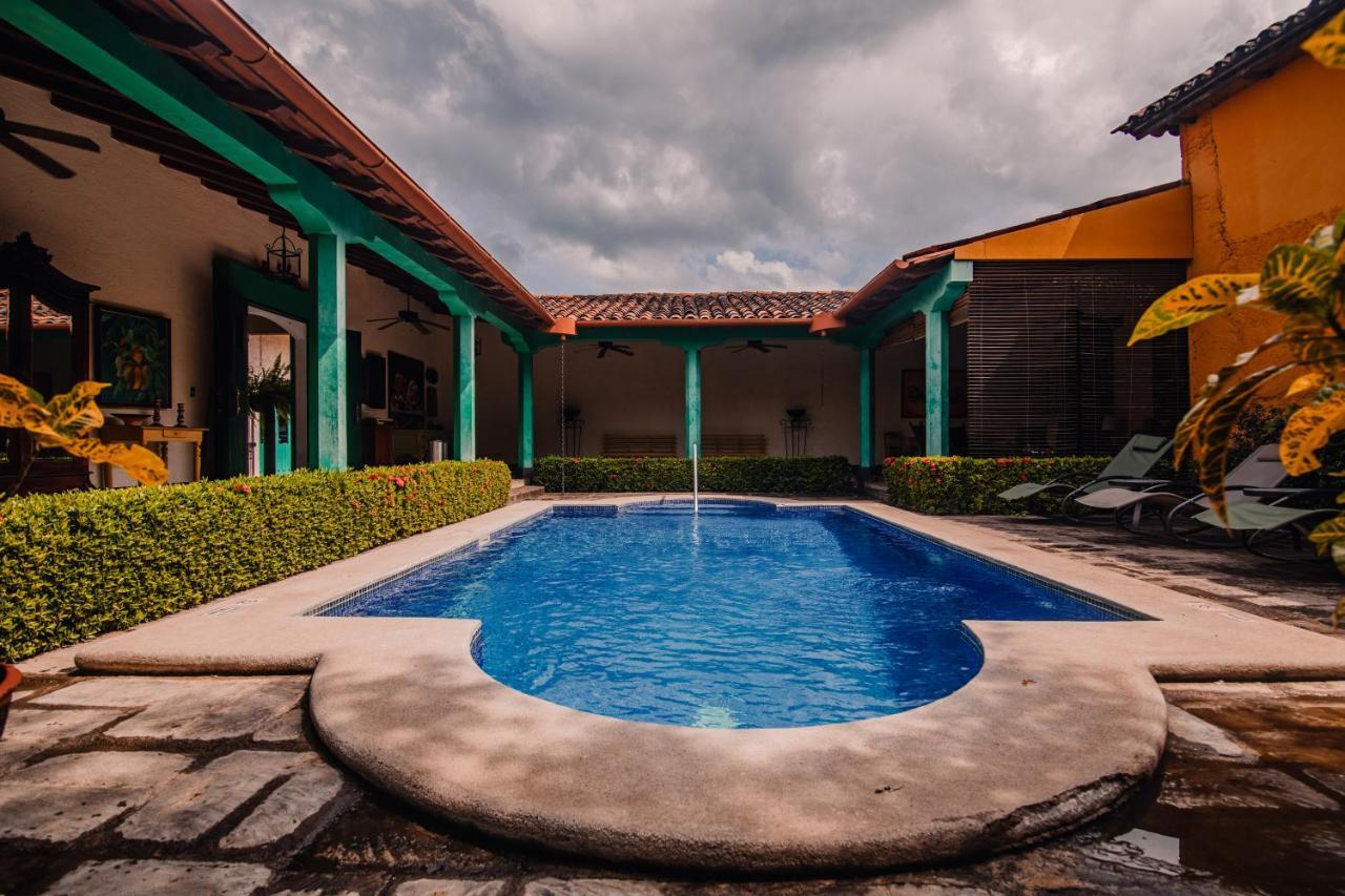 Hotel El Convento Leon Nicaragua Екстериор снимка
