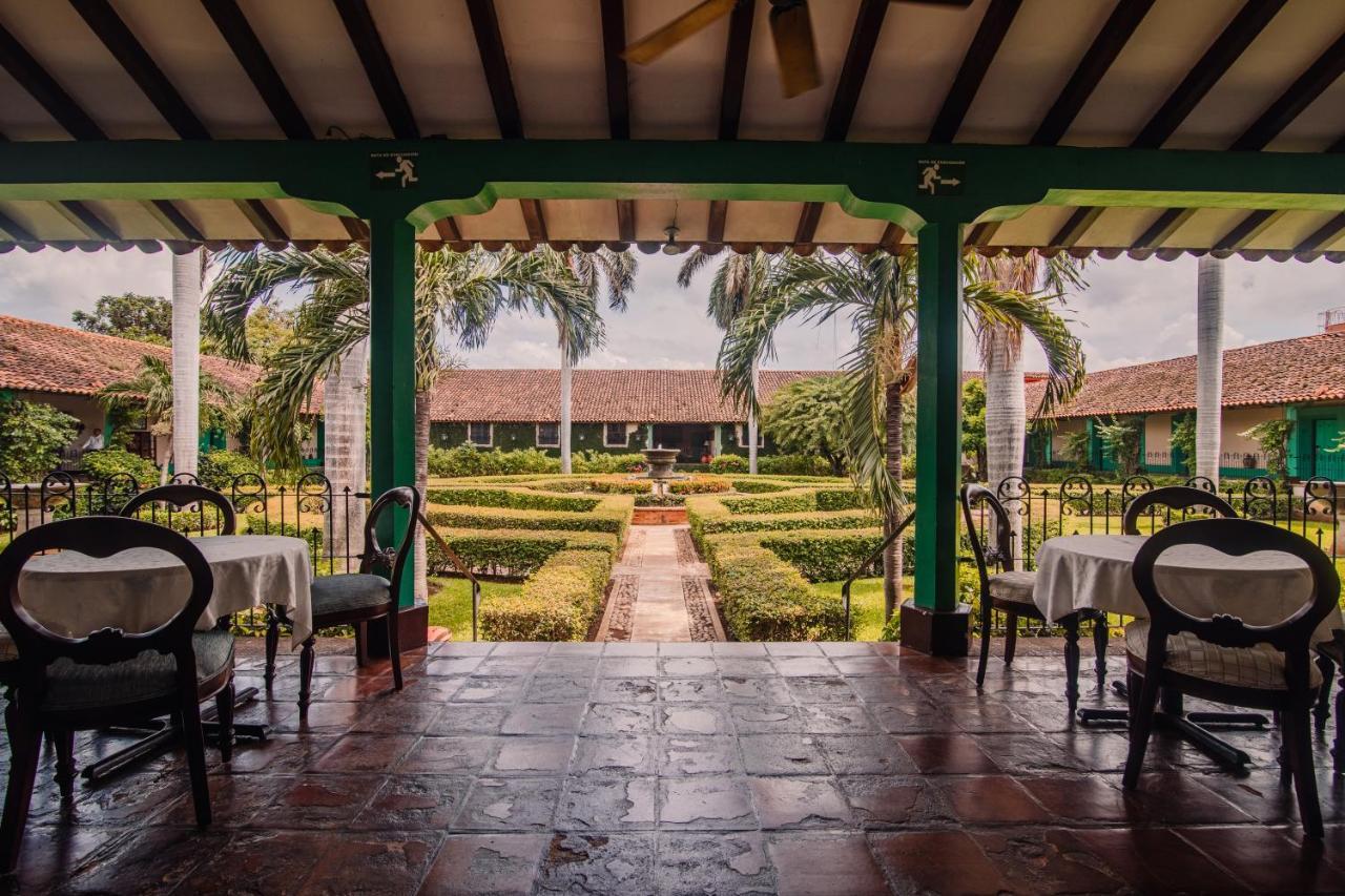 Hotel El Convento Leon Nicaragua Екстериор снимка